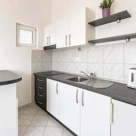 Apartment Marija Magdalena *