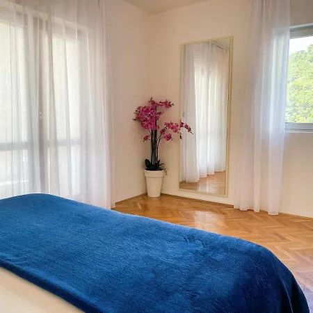 Marija Magdalena * Hvar Town